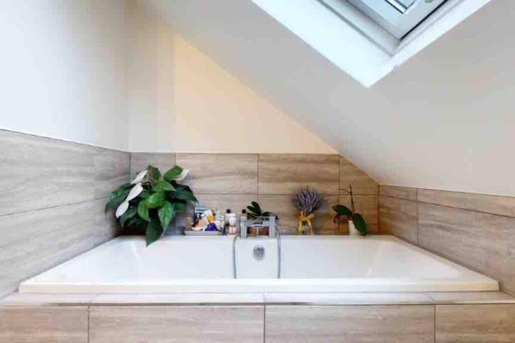 Love Lancing By The Sea With Optional Large Hot Tub Sleeps Up To 8 & Free Parking Exterior foto