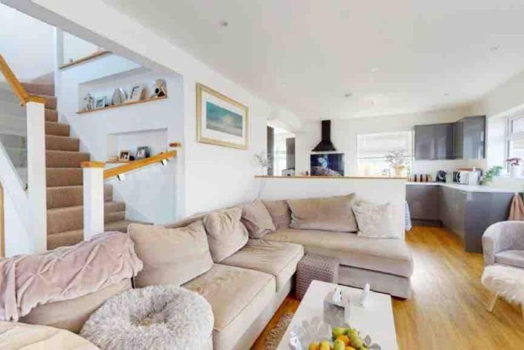 Love Lancing By The Sea With Optional Large Hot Tub Sleeps Up To 8 & Free Parking Exterior foto