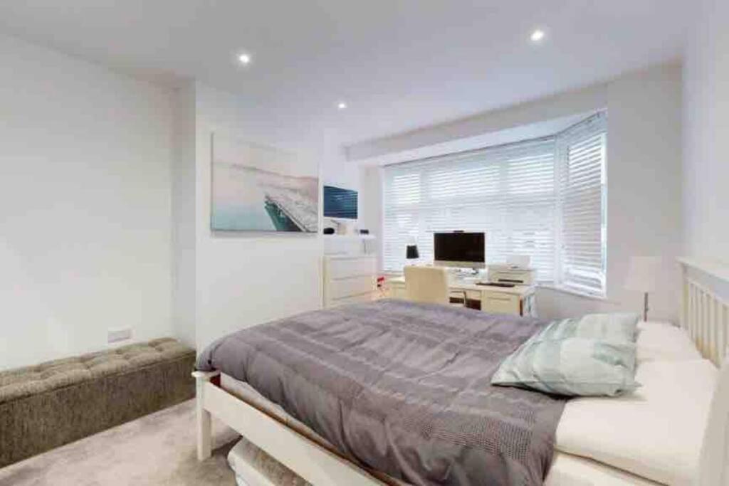Love Lancing By The Sea With Optional Large Hot Tub Sleeps Up To 8 & Free Parking Exterior foto